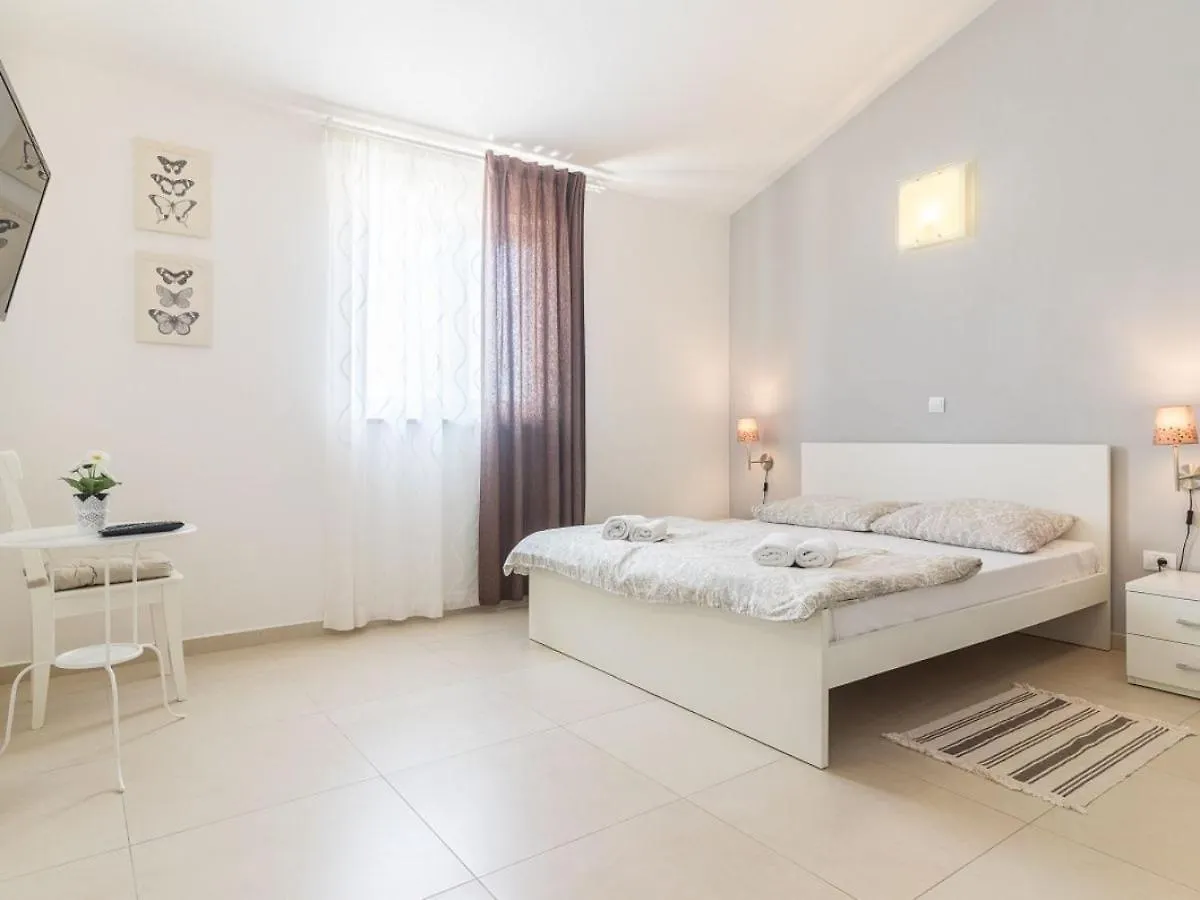 Villa Martha In Central Istria With Private Pool - Wellness & Table Tennis For 12 Persons Žminj Croácia